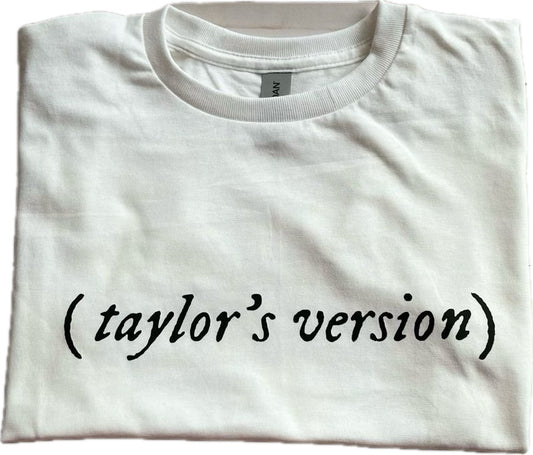 "(taylor's version)" T-Shirt